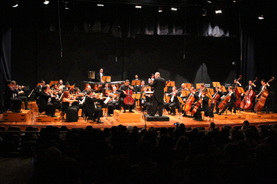 Quinta Sinfônica - Violoncelista Victor Uzur (Sérvia/EUA) - 2015